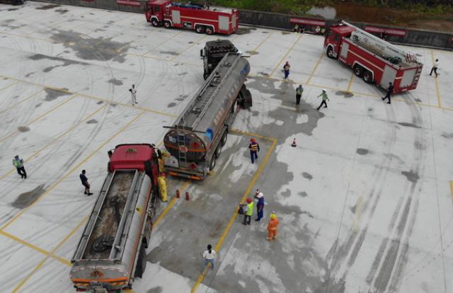 萍乡:多部门开展道路危险货物运输应急救援演练-江西省消防救援总队
